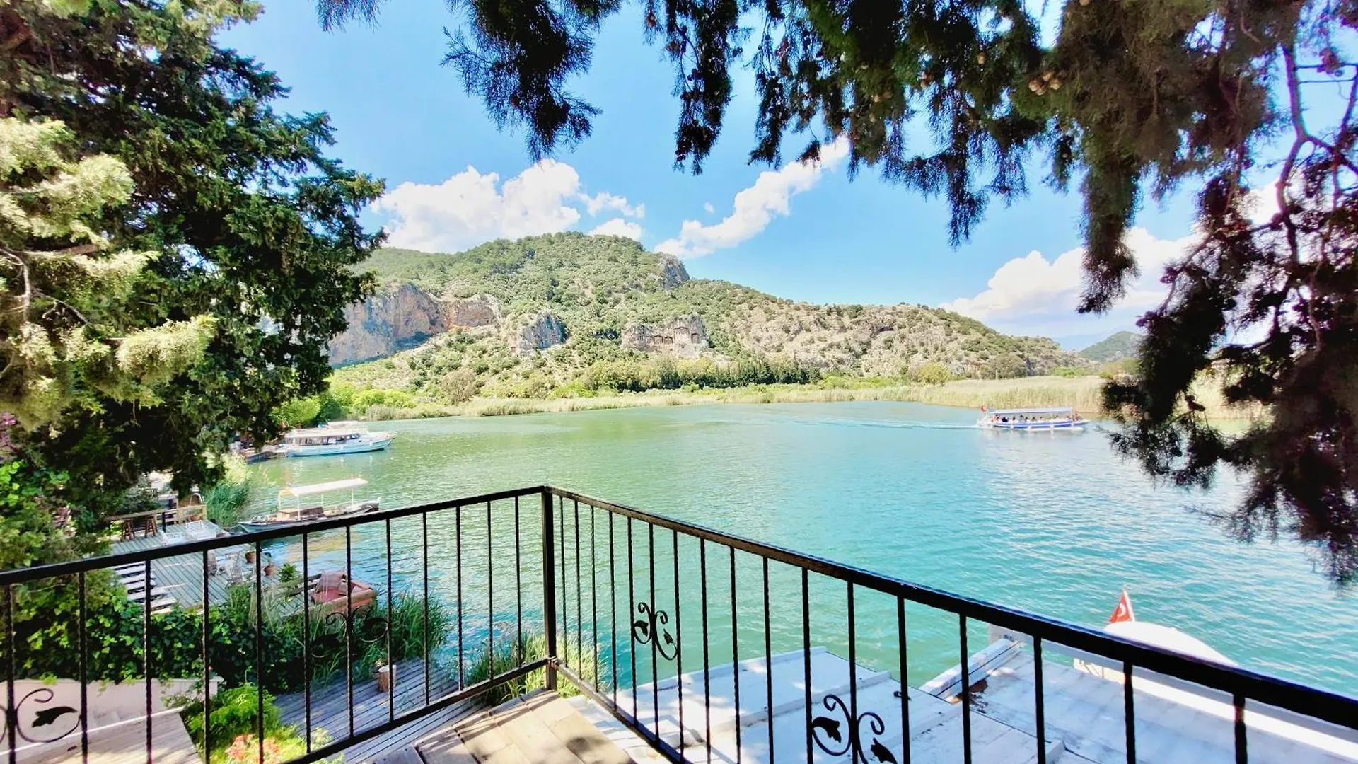 Berg Hotel Dalyan